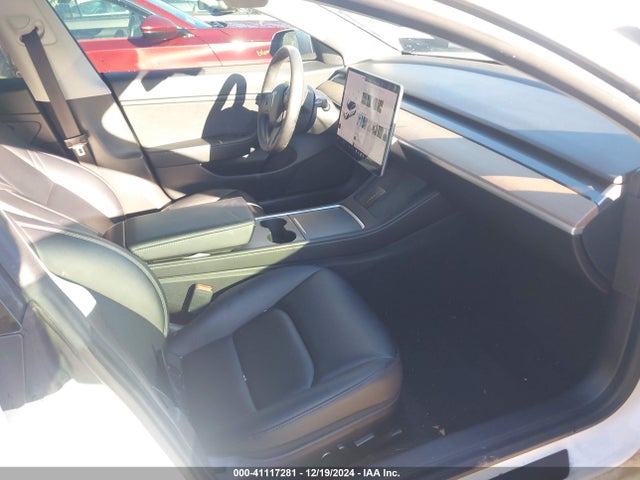 2021 TESLA MODEL 3 5YJ3E1EB8MF938026 Photo 4