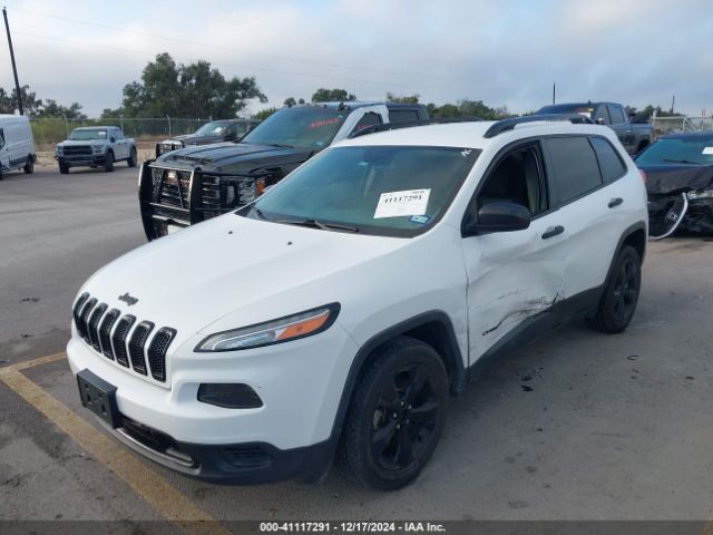 1C4PJLAB8GW336631 Jeep Cherokee Altitude