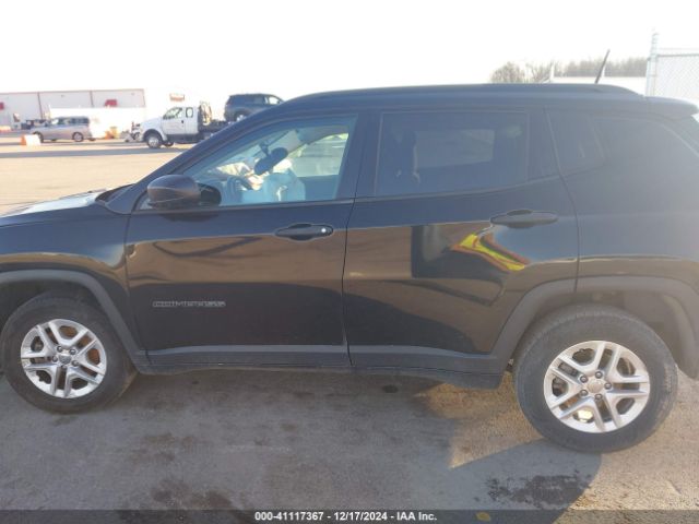 3C4NJCABXJT102530 Jeep Compass Sport Fwd