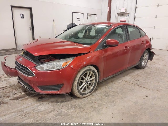 Ford FOCUS SE 2018 1FADP3FEXJL239532 Image 2