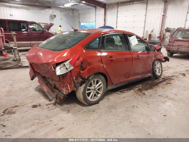 Ford FOCUS SE 2018 1FADP3FEXJL239532 Image 4