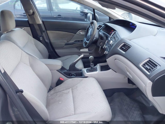 19XFB2E50FE039305 Honda Civic Lx