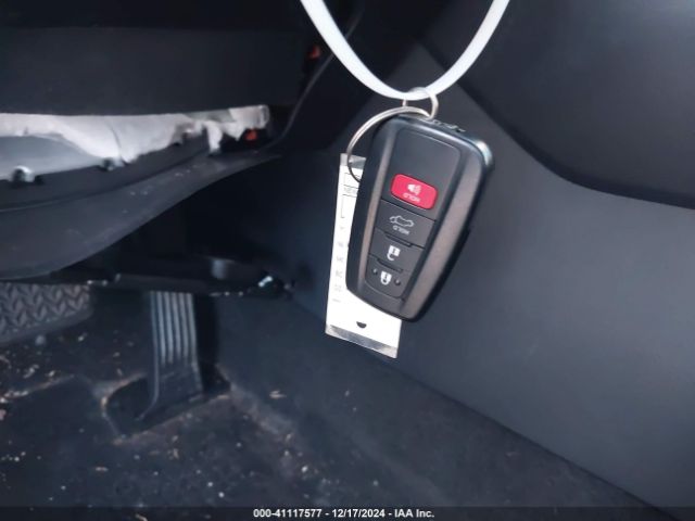 2021 TOYOTA RAV4 HYBRID JTMB6RFVXMD040647 Photo 10