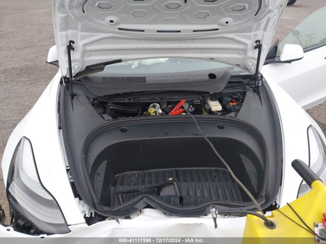 2023 TESLA MODEL 3 5YJ3E1EB9PF462888 Photo 9