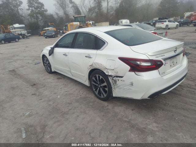 1N4AL3AP6HC472048 Nissan Altima 2.5 Sr