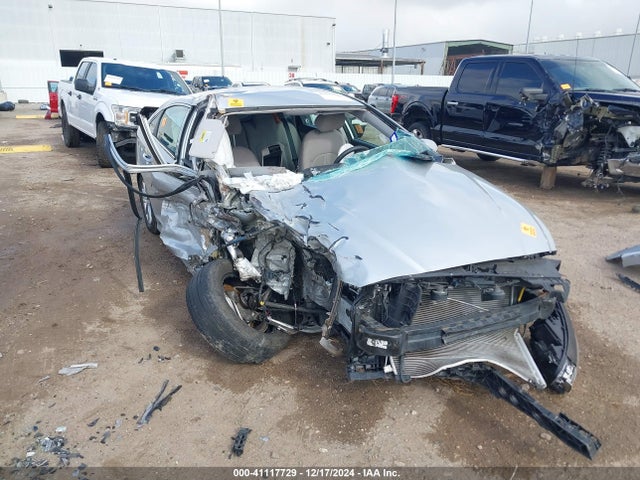 2019 5NPE24AF2KH740259 main image