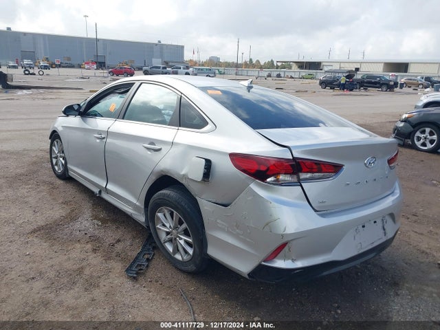 Hyundai SONATA SE 2019 5NPE24AF2KH740259 Image 3