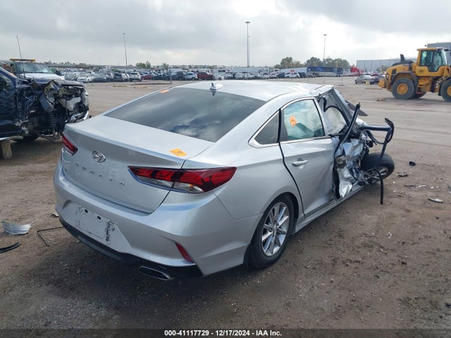 Hyundai SONATA SE 2019 5NPE24AF2KH740259 Image 4
