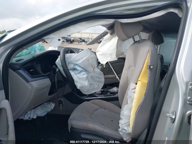 Hyundai SONATA SE 2019 5NPE24AF2KH740259 Image 5