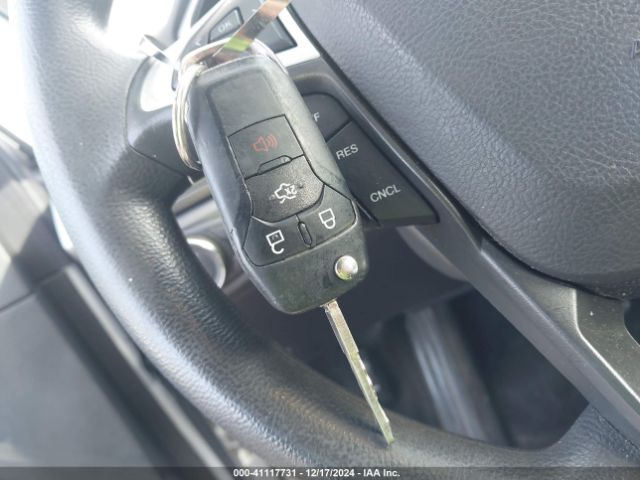 3FA6P0H79GR121908 Ford FUSION SE