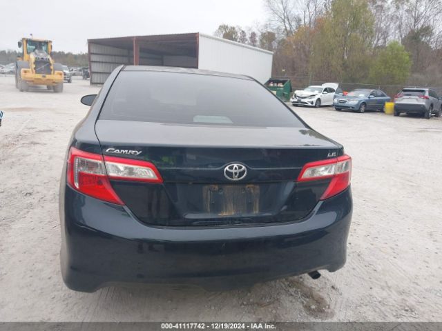 4T1BF1FKXEU367439 Toyota CAMRY LE