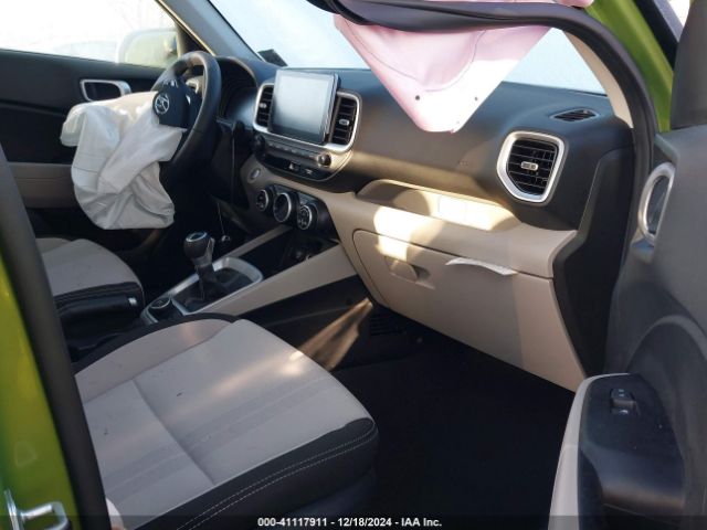 KMHRC8A32RU327409 Hyundai Venue Sel