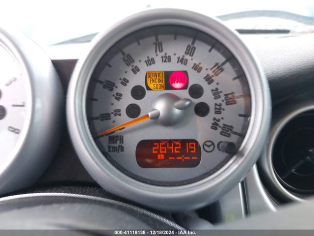 2006 MINI COOPER WMWRC335X6TK65049 Photo 6