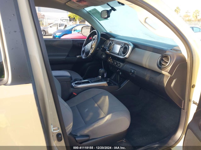 3TMCZ5AN9HM085388 Toyota Tacoma Sr5 V6