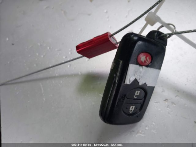 JTDKN3DUXF0460980 Toyota Prius