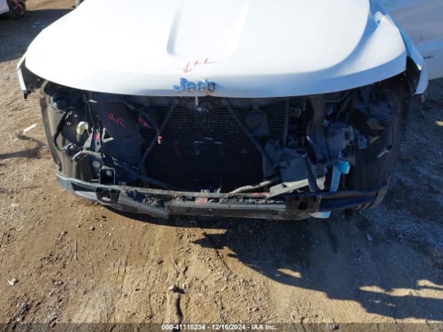 1C4RJFAGXGC339036 Jeep Grand Cherokee Laredo