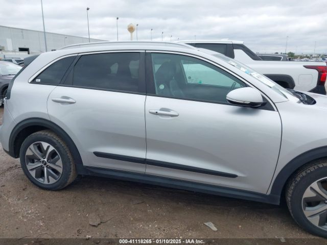KNDCE3LG8L5067381 KIA Niro Ev Ex Premium