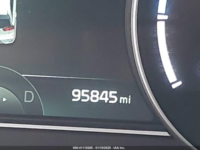 KNDCE3LG8L5067381 KIA Niro Ev Ex Premium