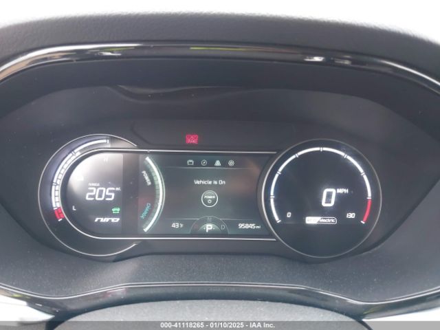 KNDCE3LG8L5067381 KIA Niro Ev Ex Premium