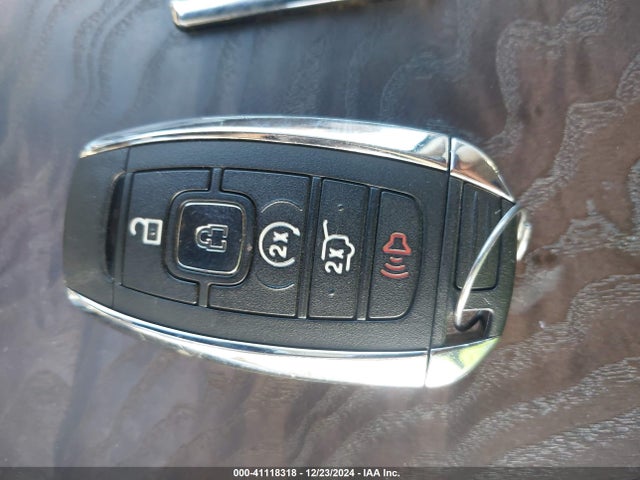 2018 LINCOLN NAVIGATOR 5LMJJ2LT5JEL13125 Photo 10