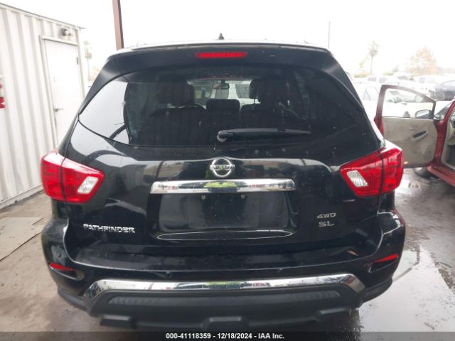 5N1DR2MM4JC637677 Nissan Pathfinder Sl
