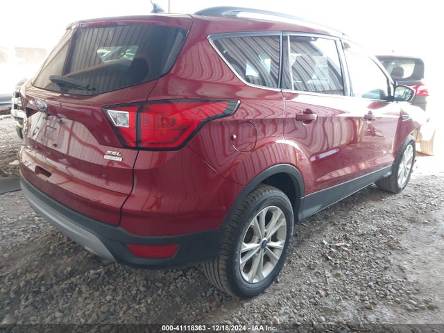 1FMCU0HD1KUA63057 Ford ESCAPE SEL