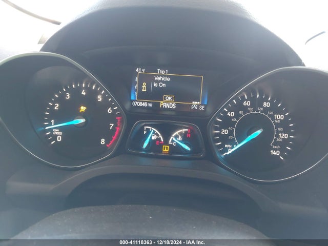 1FMCU0HD1KUA63057 Ford ESCAPE SEL