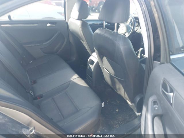 3VWL17AJ0HM244330 Volkswagen Jetta 1.8t Sel