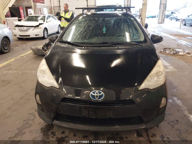 JTDKDTB36E1059612 Toyota Prius C Two