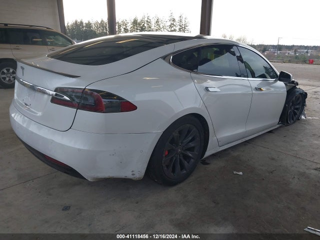 2019 TESLA MODEL S 5YJSA1E4XKF348688 Photo 3