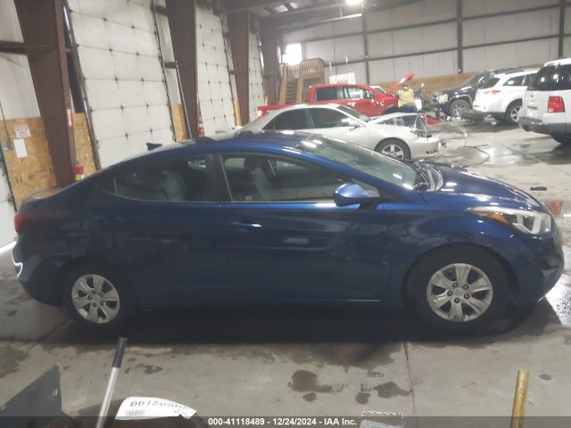 Hyundai ELANTRA SE 2016 5NPDH4AEXGH700438 Image 13
