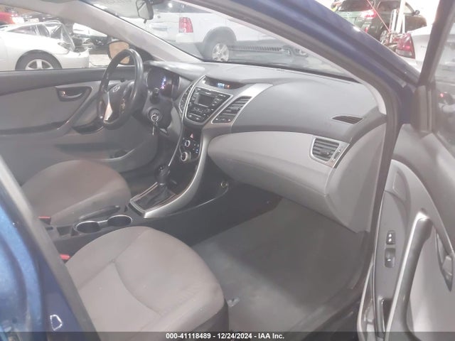 5NPDH4AEXGH700438 Hyundai ELANTRA SE