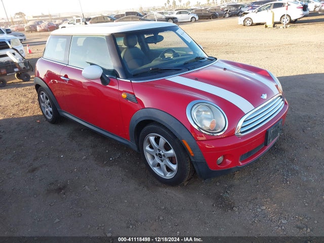 2007 MINI COOPER WMWMF33557TT57821 Photo 0