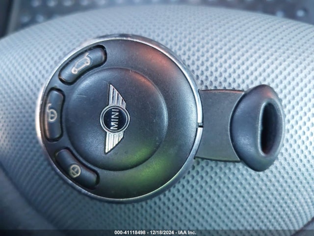 2007 MINI COOPER WMWMF33557TT57821 Photo 10