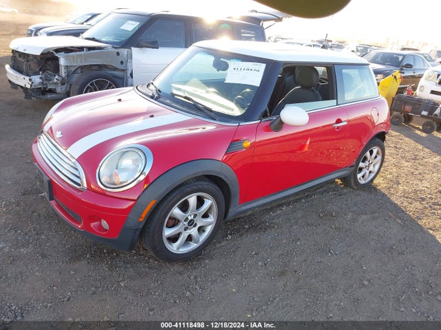 2007 MINI COOPER WMWMF33557TT57821 Photo 1