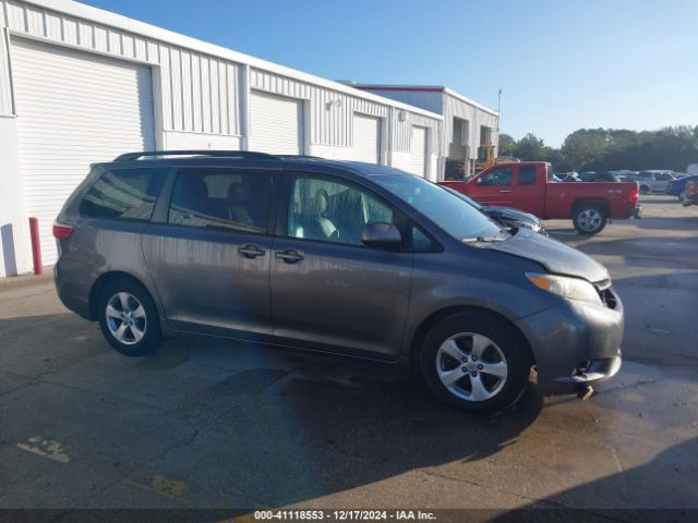 5TDKK3DC2FS616023 Toyota Sienna Le 8 Passenger