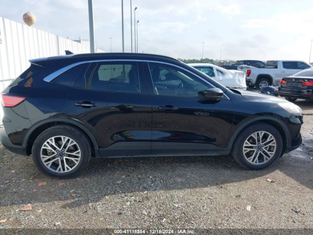 1FMCU0H62NUB92141 Ford ESCAPE SEL