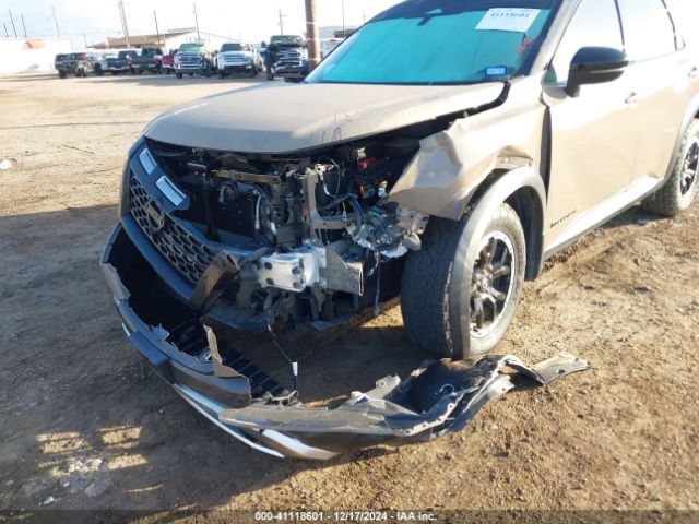 5N1DR3BD3RC260649 Nissan Pathfinder Rock Creek 4wd