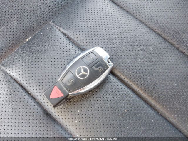 2011 MERCEDES-BENZ E 550 WDDHF9AB0BA361320 Photo 10