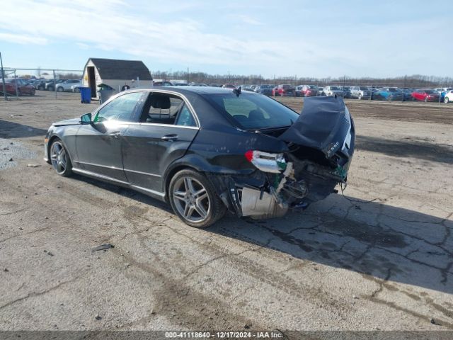 2011 MERCEDES-BENZ E 550 WDDHF9AB0BA361320 Photo 2