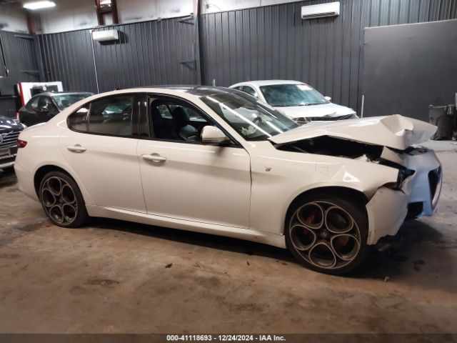 ZARFANBN8N7661843 Alfa Romeo Giulia Ti Awd