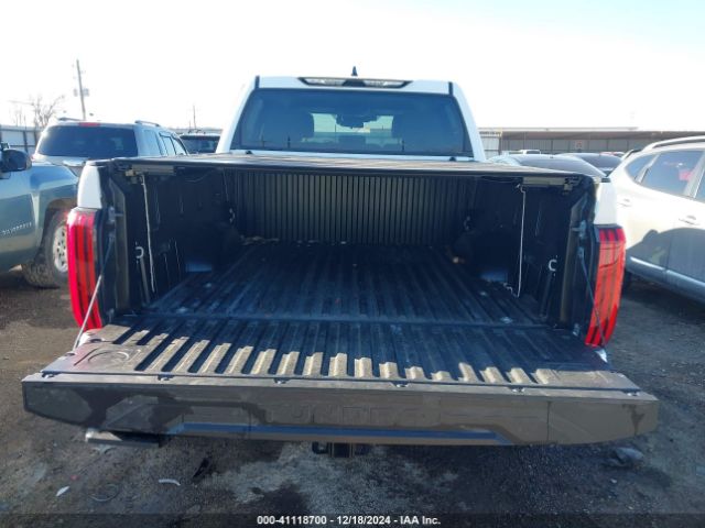 5TFLA5DB2PX074685 Toyota Tundra Sr5