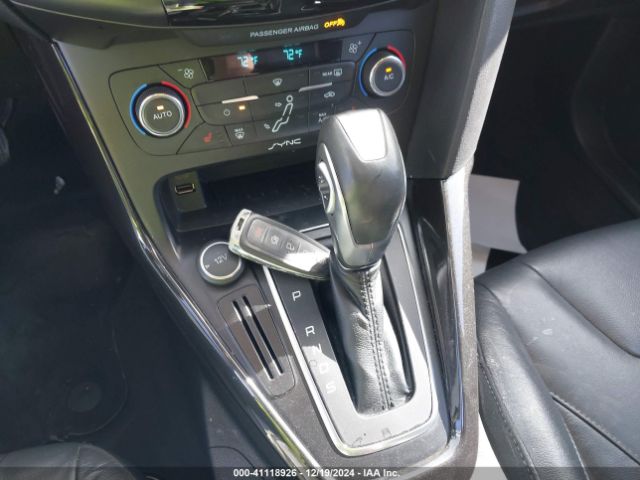 1FADP3N27GL254053 Ford Focus Titanium