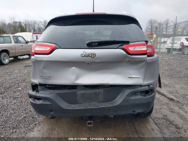 1C4PJMLB0JD548705 Jeep Cherokee Latitude Plus 4x4