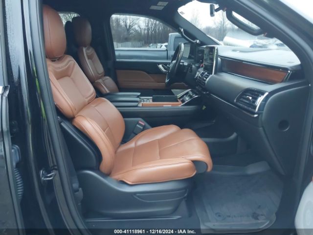 5LMJJ3LT3KEL07864 Lincoln Navigator L Reserve