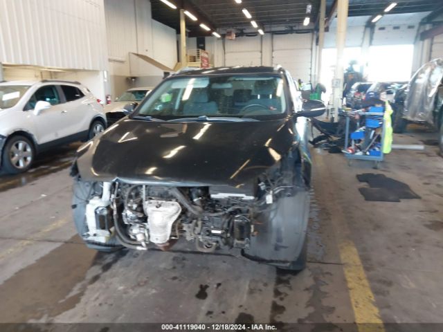 5XYPGDA54GG176131 KIA Sorento 3.3l Lx