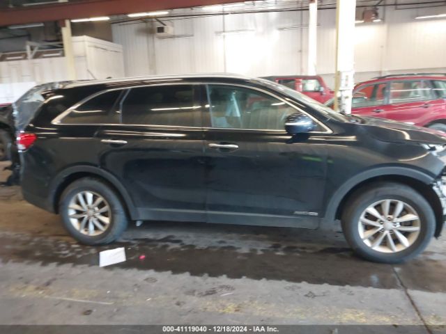 5XYPGDA54GG176131 KIA Sorento 3.3l Lx