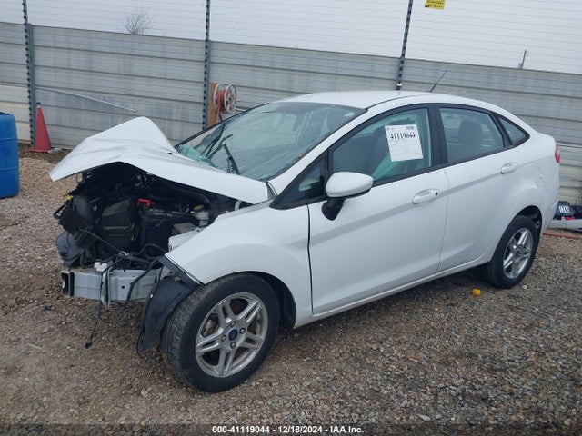 Ford FIESTA SE 2019 3FADP4BJ0KM139268 Image 2