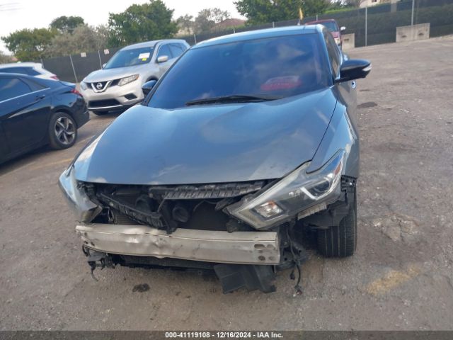 1N4AA6AP8HC451709 Nissan Maxima 3.5 Platinum