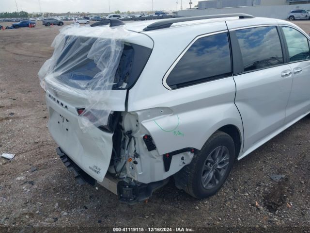 5TDYRKEC4RS187762 Toyota SIENNA XLE
